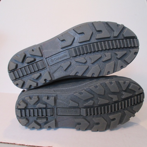 Excellent condition youth size 4 snow boots - Picture 6 of 7